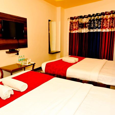 Hotel Townhouse Mk Chikmagalūr Zewnętrze zdjęcie