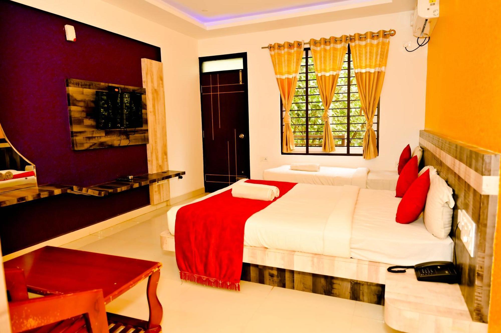 Hotel Townhouse Mk Chikmagalūr Zewnętrze zdjęcie