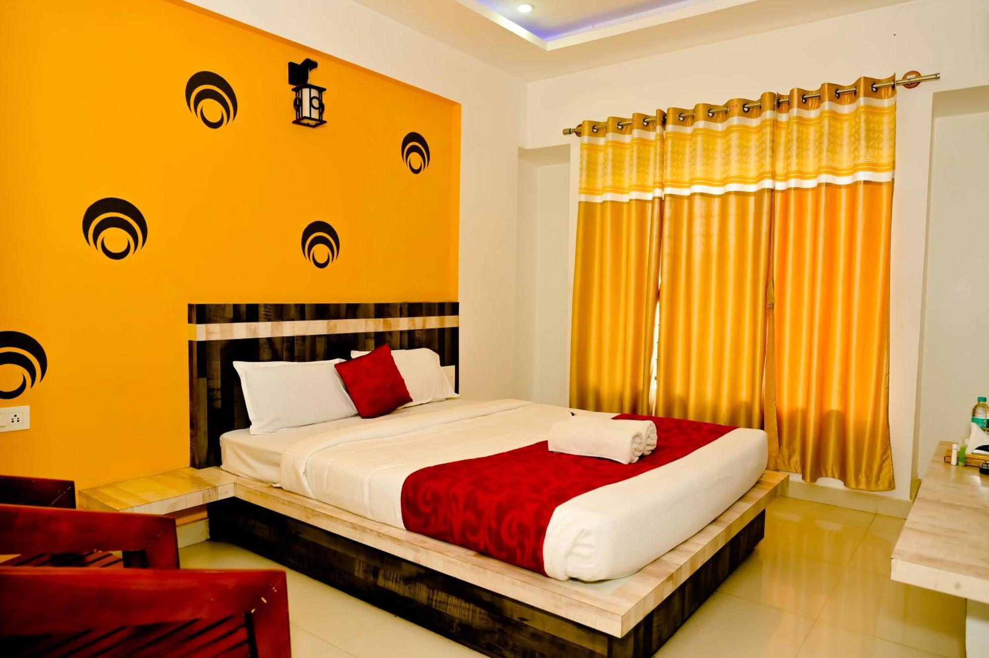 Hotel Townhouse Mk Chikmagalūr Zewnętrze zdjęcie